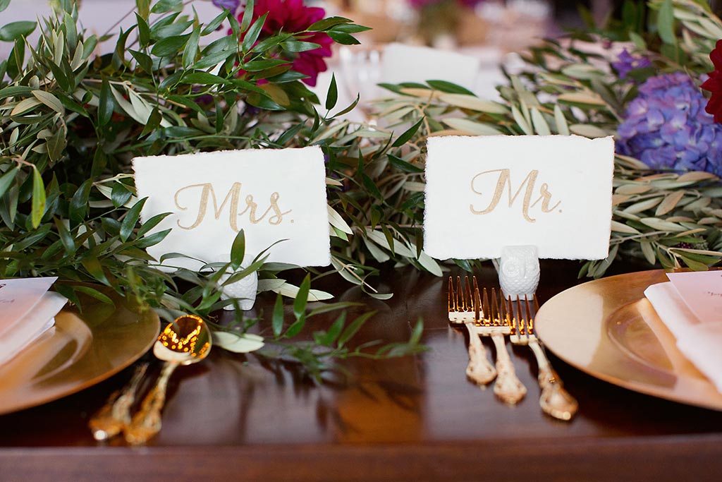 Mr and Mrs gold calligraphy place cards